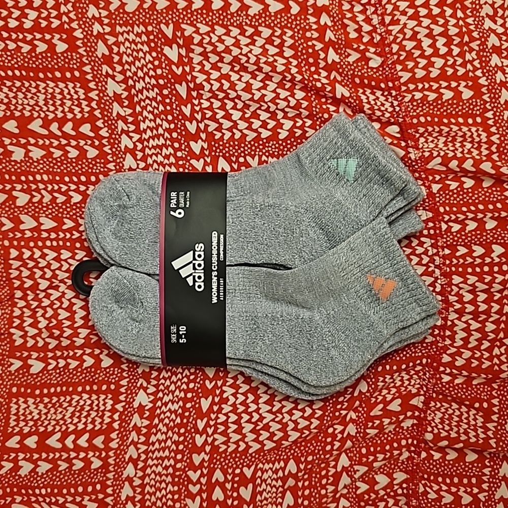 Adidas | Women's Cushioned Compression Quarter Length Socks - 6pack NWT